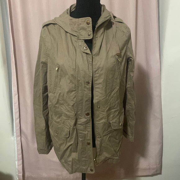 Love Tree Jackets & Blazers - 🧥 Brown Light Coat!!